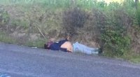 Macabro hallazgo, encuentran hombre muerto a la orilla de la carretera de Huixtán