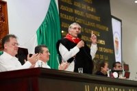 Rutilio Escandón acompaña a Adán Augusto López en el conversatorio con el Congreso de Chiapas