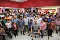 Gobierno de Rutilio Escandón cumple con la entrega de prótesis a personas con discapacidad