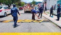 Instala Tránsito Municipal vibrorrayas en puntos estratégicos para fortalecer la seguridad vial en San Cristóbal