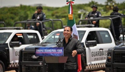 Con más patrullas y uniformes, Eduardo Ramírez fortalece a la Secretaría de Seguridad del Pueblo