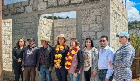 Muros firmes transforman viviendas en la comunidad de Napité