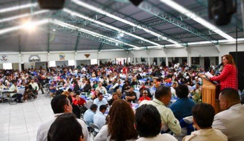 Reconocen liderazgo y compromiso de Fabiola Ricci en el 28 aniversario del SUTRAM