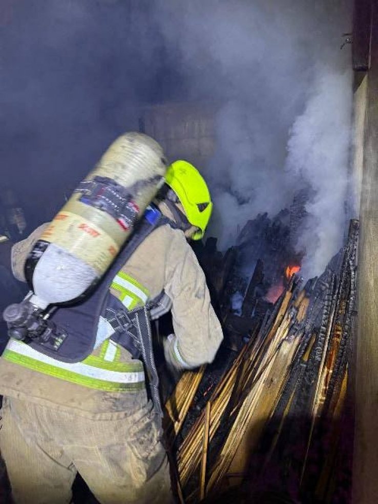 La Central de Bomberos de San Crist&oacute;bal atendi&oacute; un incendio de casa habitaci&oacute;n en la colonia Maya