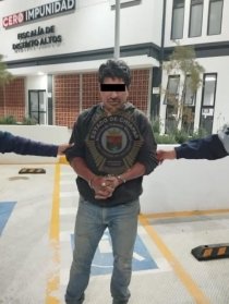 Se movilizan elementos de la Direcci&oacute;n de Tr&aacute;nsito Municipal tras aparatoso accidente m&uacute;ltiple en el barrio de Santa Luc&iacute;a