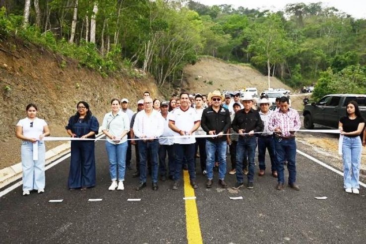 Eduardo Ram&iacute;rez lleva obras prioritarias y programas sociales a Copainal&aacute; y San Fernando