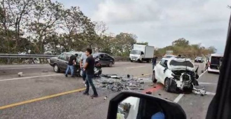 De nueva cuenta dos personas pierden la vida en accidente en la cuota San Crist&oacute;bal-Tuxtla