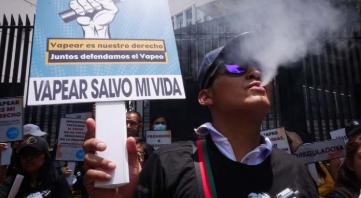 Ni una &lsquo;fumadita&rsquo;: Diputados proh&iacute;ben totalmente el uso de vapeadores y cigarrillos electr&oacute;nicos
