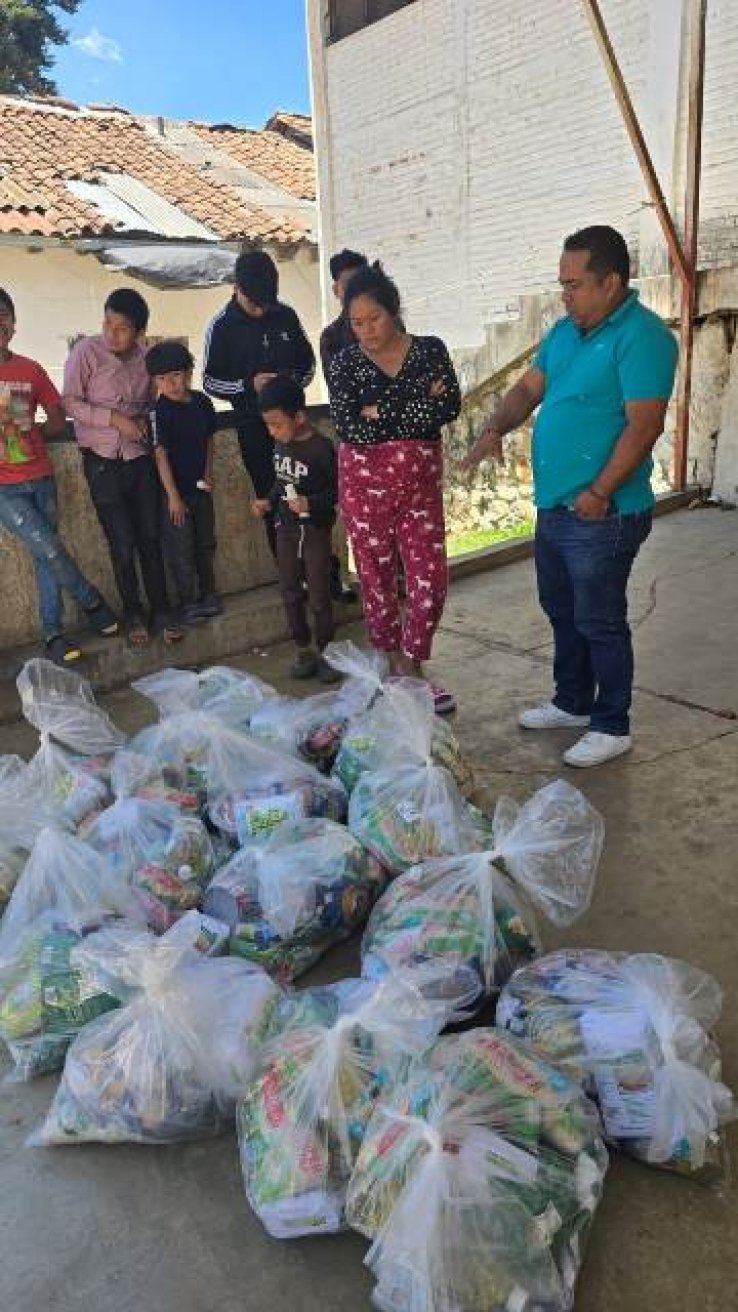 Desplazados del Ejido Puebla protestan por falta de alimentos
