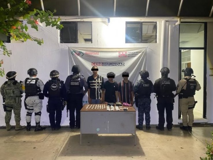 Grupo Interinstitucional detiene a tres personas en diligencia de cateo, en Tapachula