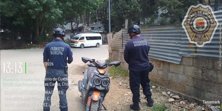 Elementos de la Direcci&oacute;n de Tr&aacute;nsito Municipal recuperan motocicleta con reporte de robo en San Crist&oacute;bal
