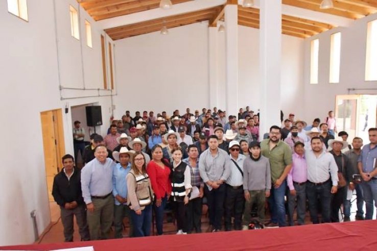 Comunidades reconocen respaldo y atenci&oacute;n de Fabiola Ricci; destacan trabajo cercano del Ayuntamiento