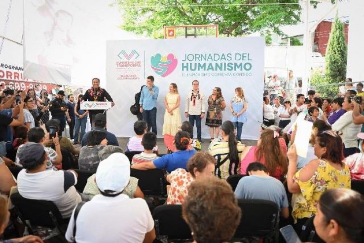 Eduardo Ram&iacute;rez acerca programas y servicios a familias mediante las Jornadas del Humanismo