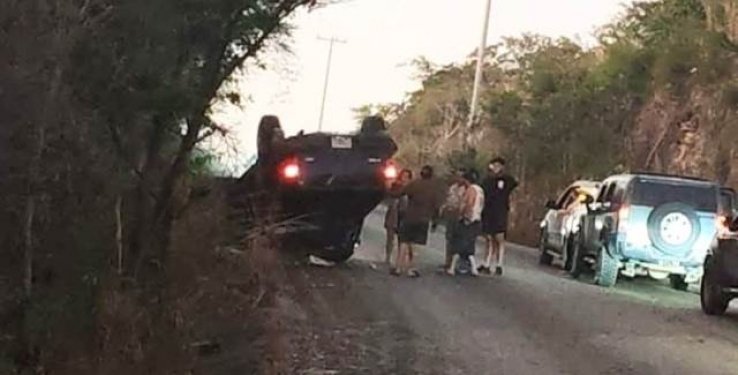 Un lesionado y cuantiosos da&ntilde;os materiales dej&oacute; accidente de tr&aacute;nsito en Tzimol