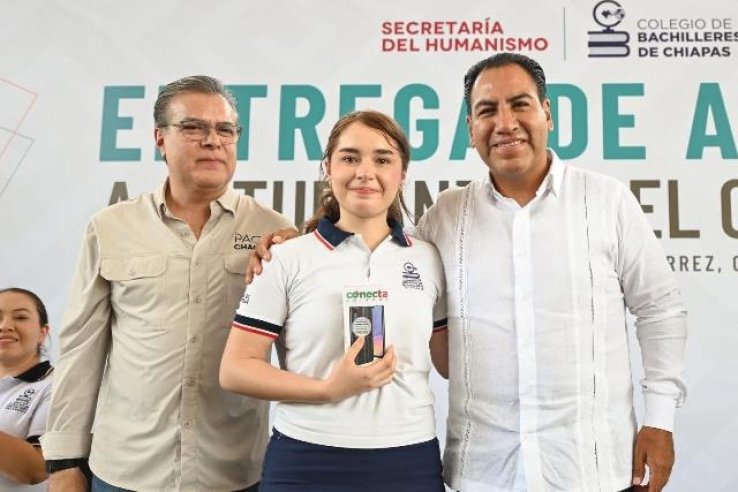 Eduardo Ram&iacute;rez reafirma compromiso con la educaci&oacute;n y el bienestar de las juventudes