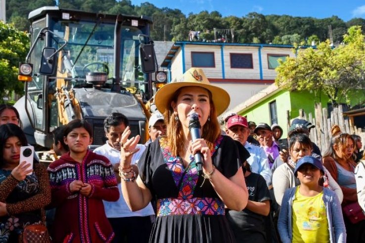 Fabiola Ricci impulsa el desarrollo de la colonia La Hormiga con el arranque de nuevas obras viales