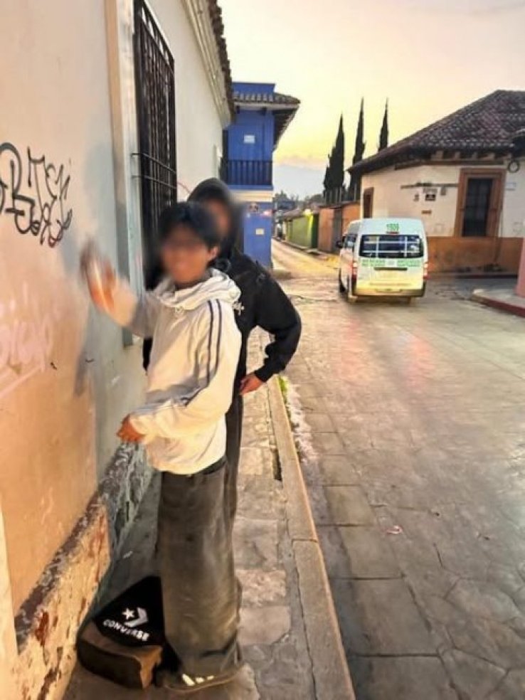 Polic&iacute;a Municipal verifica denuncia por presuntas pintas en el Centro Hist&oacute;rico de San Crist&oacute;bal