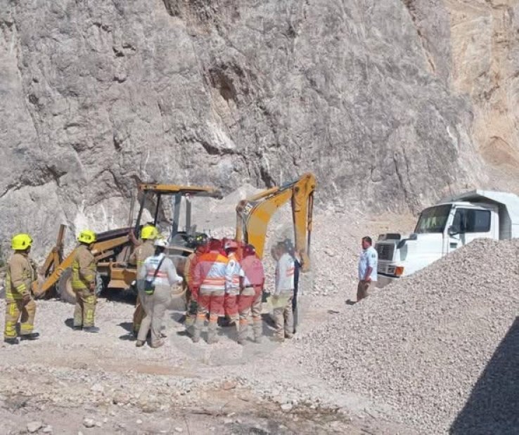 Protecci&oacute;n Civil Municipal suspende temporalmente actividades en banco de arena por riesgo en la zona