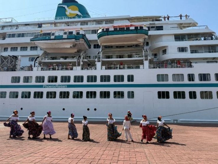 Puerto Chiapas recibi&oacute; su cuarto crucero del a&ntilde;o con el arribo del Amadea