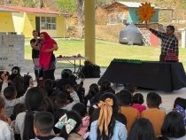 Ceci-Cuentos present&oacute; la obra Sacb&eacute; a alumnos de primaria y preescolar, en San Crist&oacute;bal